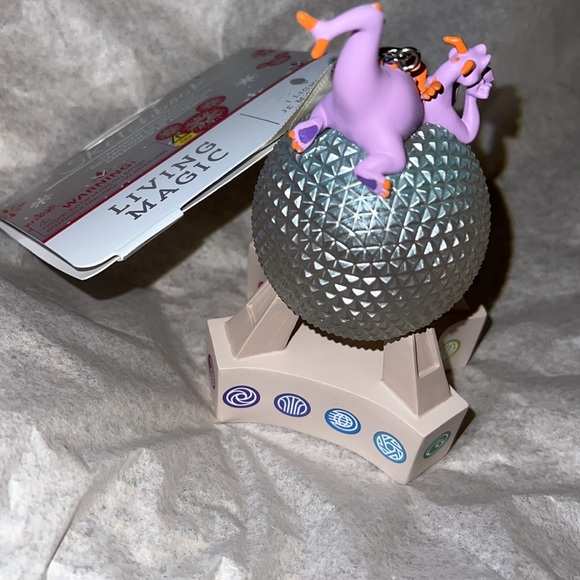 Spaceship Earth with Figment Light-Up Ornament – EPCOT 40th Anniversary - Picture 13 of 14